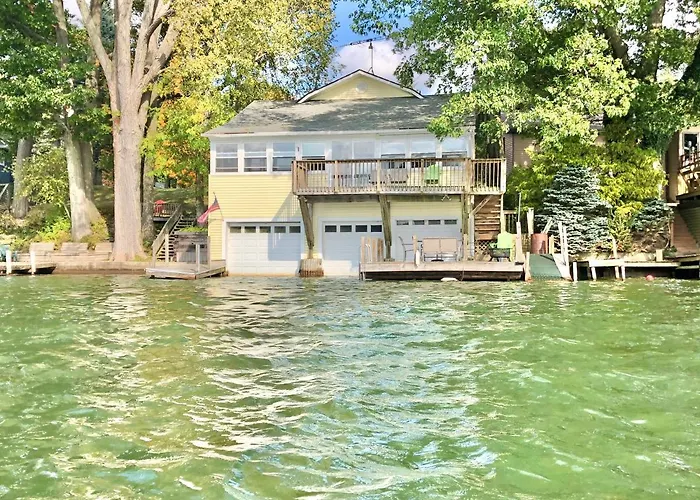 Lake Front Home Near Peek\'N Peak